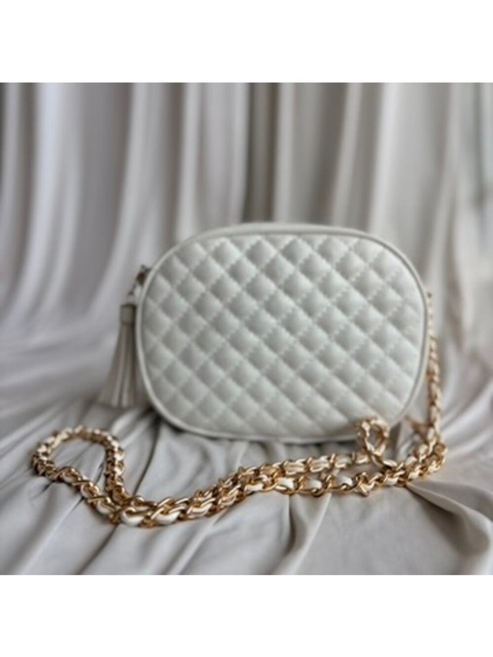 Lord & Taylor White Quilted Bag - Oval Shape, Gold Chain, Vintage